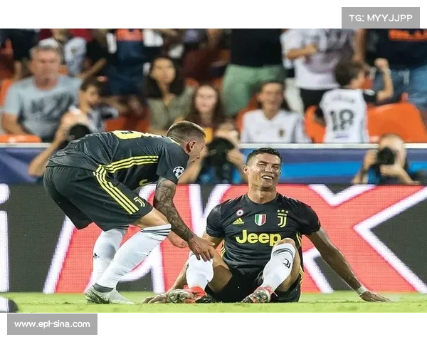 C罗红牌是否故意？唇语专家解读争执全过程